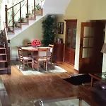بيت شباب Do Ermal *