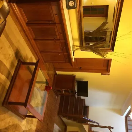 Do Ermal Albergue