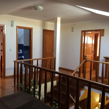 Do Ermal Albergue