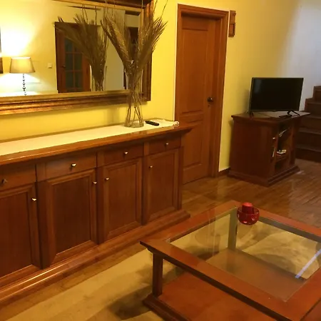 Do Ermal Хостел Виейра-ду-Минью