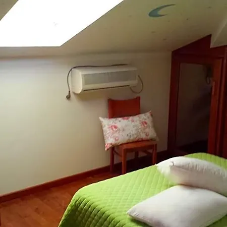 Do Ermal Hostal *