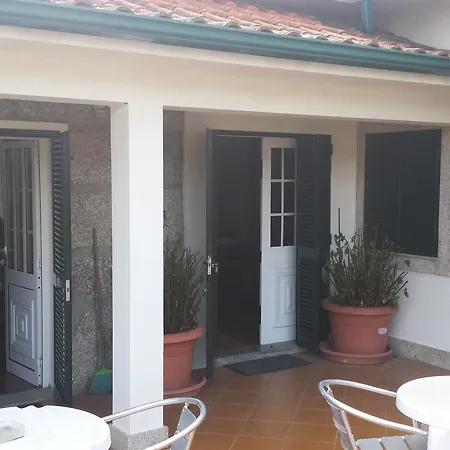 Хостел Do Ermal Виейра-ду-Минью