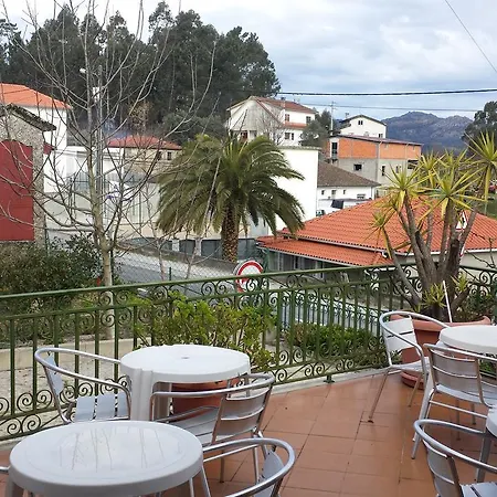 Do Ermal Albergue