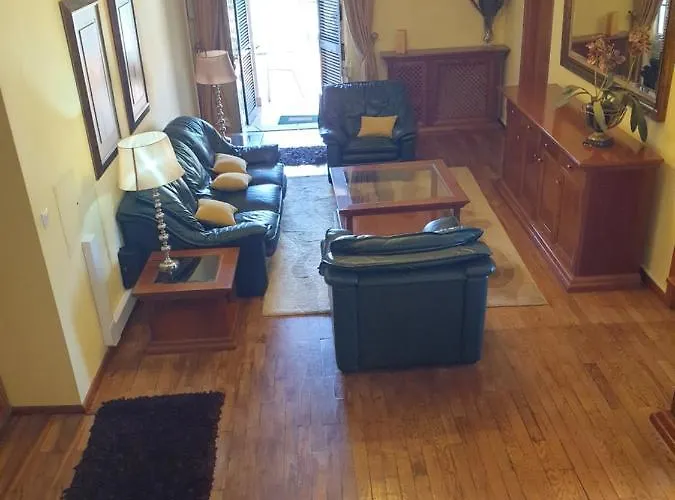 Do Ermal Хостел Виейра-ду-Минью