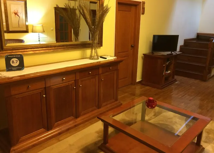 Do Ermal Хостел Виейра-ду-Минью